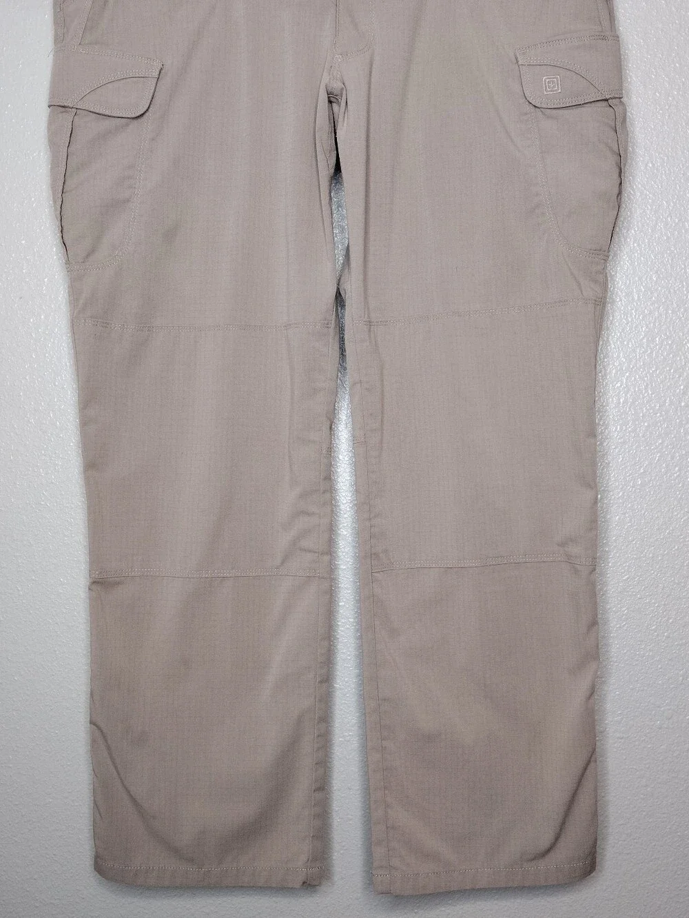 5.11 Tactical Tan Men's Outdoors Work Utility Cargo Pants Sz 40×30 - Picture 4 of 15